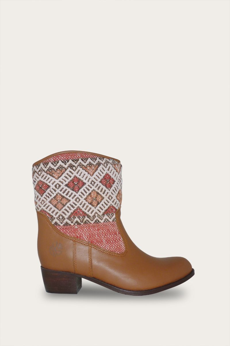 Inez Boots
