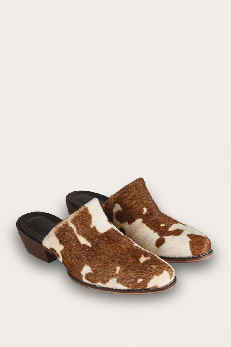 Mules with low heel cowhide